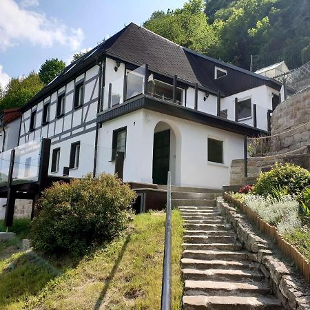 Saechsische-Schweiz-Ferienhaus-Wohnung-2-Mit-Hervorragendem-Panoramablick-Ueber-Das-Elbtal Konigstein an der Elbe Bagian luar foto