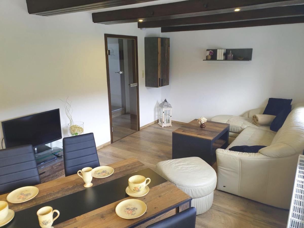 Saechsische-Schweiz-Ferienhaus-Wohnung-2-Mit-Hervorragendem-Panoramablick-Ueber-Das-Elbtal Konigstein an der Elbe Bagian luar foto