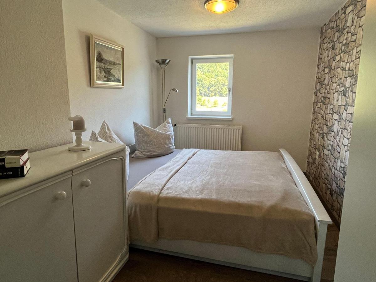 Saechsische-Schweiz-Ferienhaus-Wohnung-2-Mit-Hervorragendem-Panoramablick-Ueber-Das-Elbtal Konigstein an der Elbe Bagian luar foto