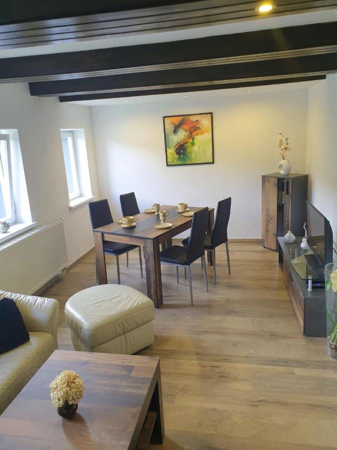 Saechsische-Schweiz-Ferienhaus-Wohnung-2-Mit-Hervorragendem-Panoramablick-Ueber-Das-Elbtal Konigstein an der Elbe Bagian luar foto